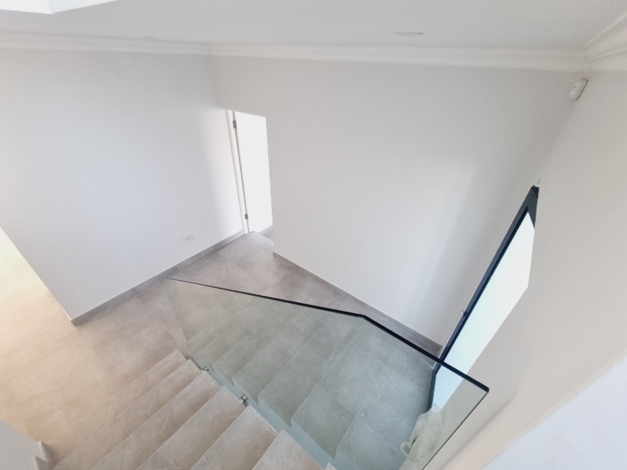 3 Bedroom Property for Sale in Sandown Western Cape